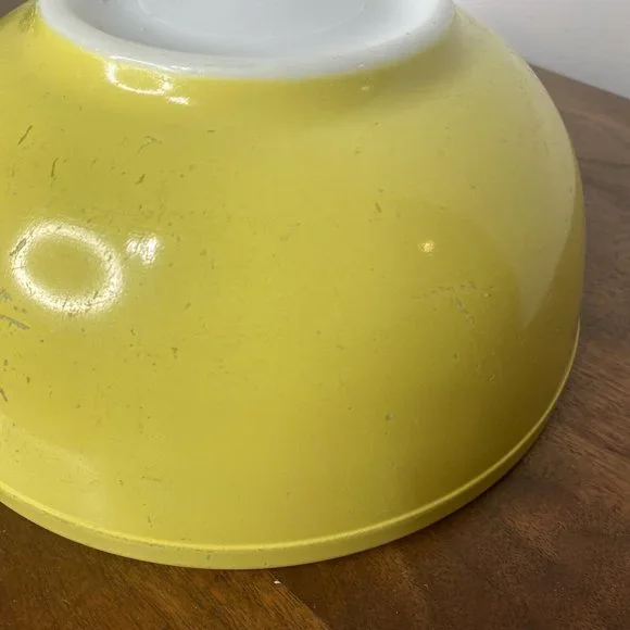 Vintage Pyrex Set of 4 Mixing Nesting Bowls Primary Colors 50's-60's - Picture 16 of 16